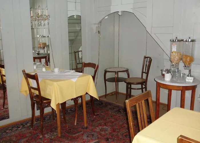 Trais Fluors סלרינה