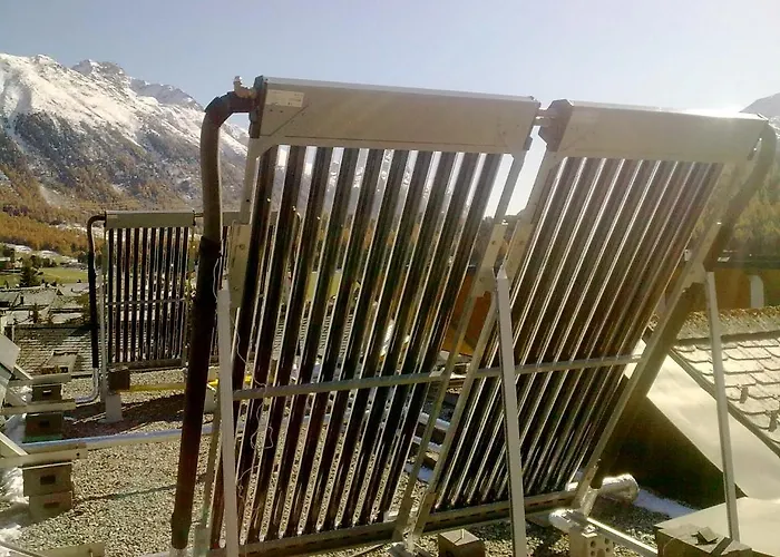 Trais Fluors Oda ve Kahvaltı 3*