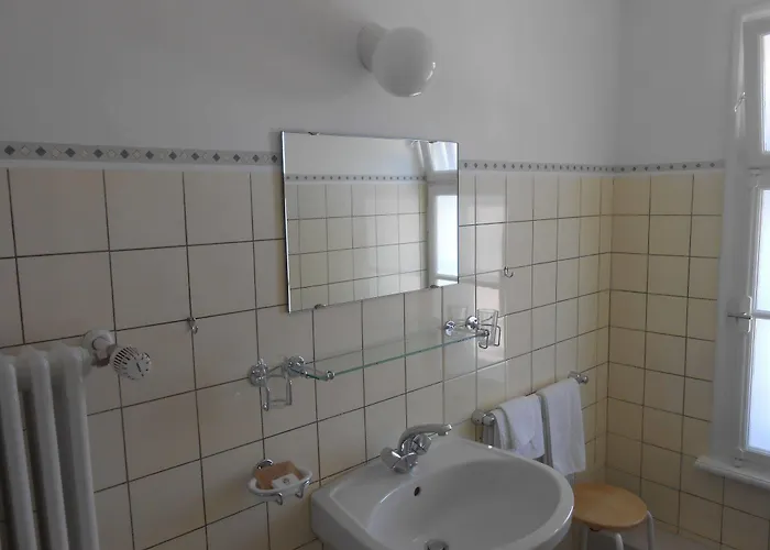 Oda ve Kahvaltı Trais Fluors