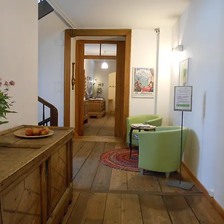 Trais Fluors Bed & Breakfast